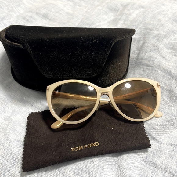 Tom Ford Gina TF 345 20F Ivory/Brown Gradient Cat-eye Sunglasses - Picture 3 of 9
